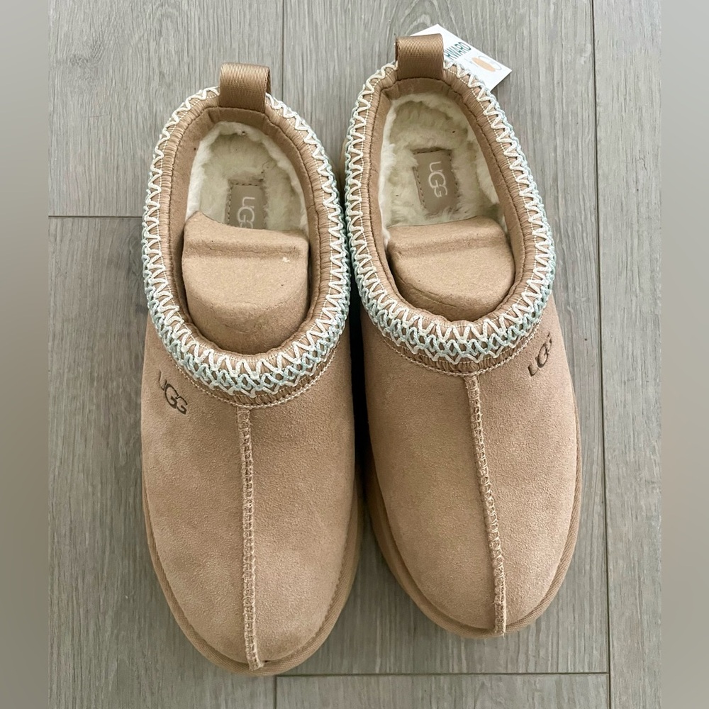 Uggs Tazz Slipper- Brand New no box